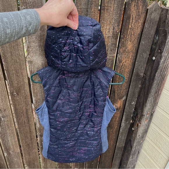 Smartwool Wm’s Smartloft 60 Merino Lined Hoodie Vest Sz XS - Picture 8 of 16